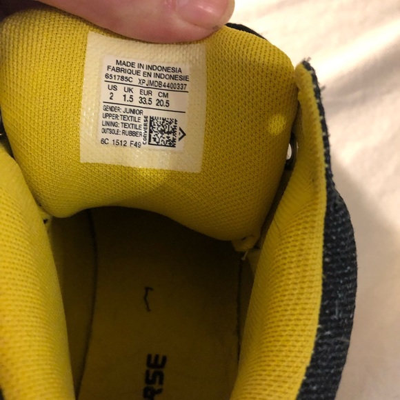 Converse All Star High Top shoes size 2 - Picture 9 of 10